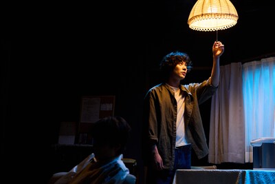 ヒラタオフィス＋TAAC「まだ眠れない部屋で」より。（Photo by Koichiro Iwamoto / Yumika Ikeda）