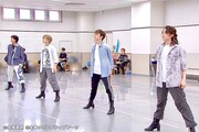 「夢をつくる人たち ―宝塚歌劇団星組・御園座公演に迫る―」より。