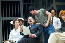 “世界のどの上演版より面白い”、松尾スズキ×間宮祥太朗が自信「カッコーの巣の上で」開幕