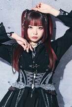 モモコグミカンパニー＆藍染カレンがW主演、女王ステ不滅部隊編「Rose」キャストビジュアル解禁