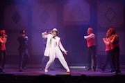 2026年劇団☆新感線46周年興行・夏公演 SHINKANSEN☆RSP 怪奇骨董音楽劇「アケチコ！～蒸気の黒ダイヤ、あるいは狂気の島～」フォトコールの様子。