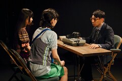 神谷圭介の画餅「ユートピア」開幕、“狭間の亜空間に石を置こうとする”ような作品を