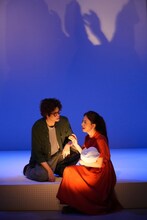 「レディエント・バーミン」幕開け、白井晃が手応え「再演を誰よりも待ち望んでいた」