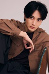 太田基裕「自分自身の可能性や想いを信じて」、津田健次郎・七海ひろきら在籍のANDSTIRに所属