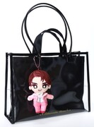 永久輝せあのTAKARAZUKA スターぬいぐるみをクリアトートバッグ&観劇バッグに装着した例。