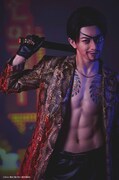 「舞台『龍が如く』-神室町八犬伝-」より、菊池修司演じる真島吾朗のキャラクタービジュアル。