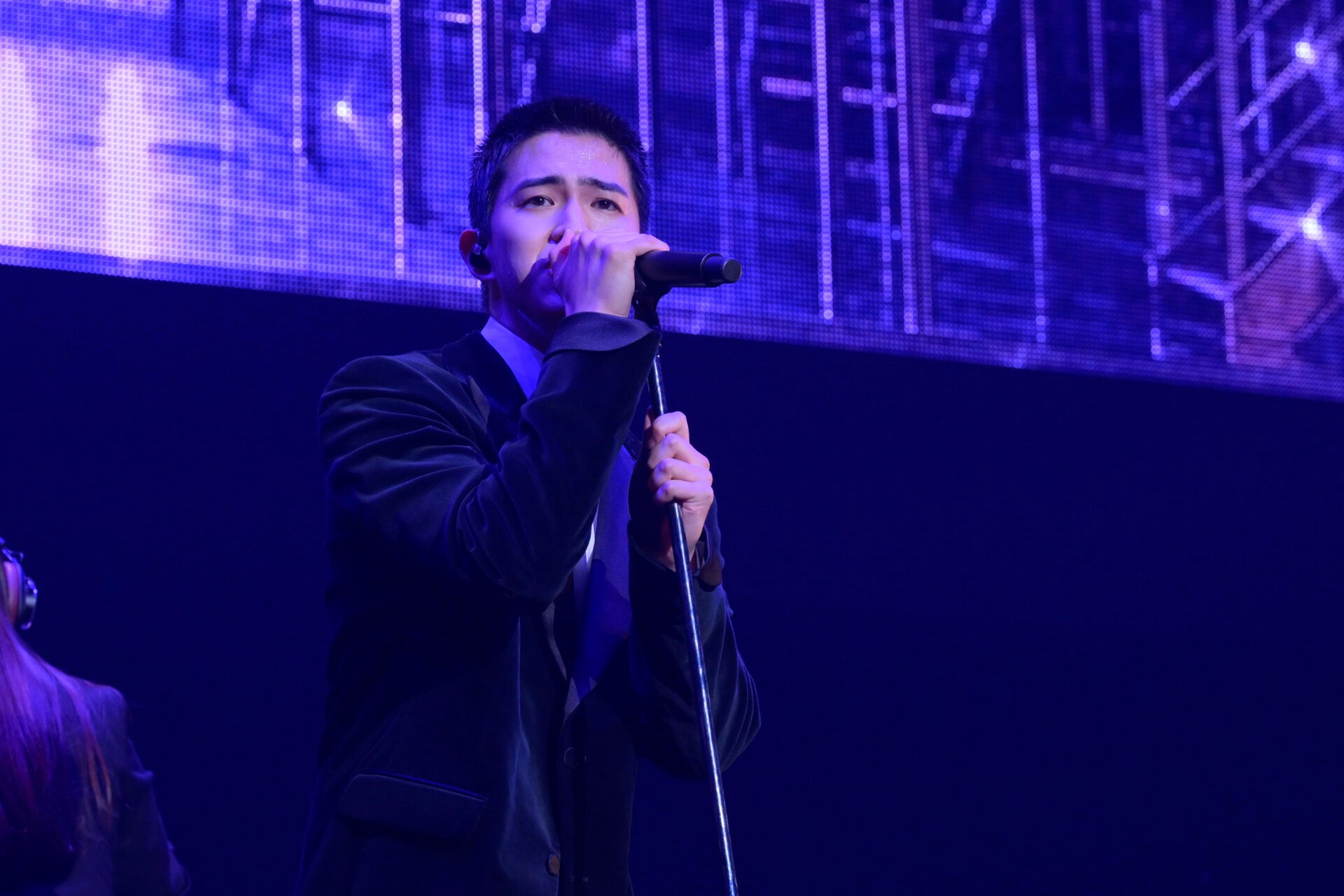 甲斐翔真、アミューズ株主総会で過去出演作メドレー披露「日本でミュージカルを社会現象にしたい」