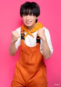 津山晄士朗扮するリーダー。
