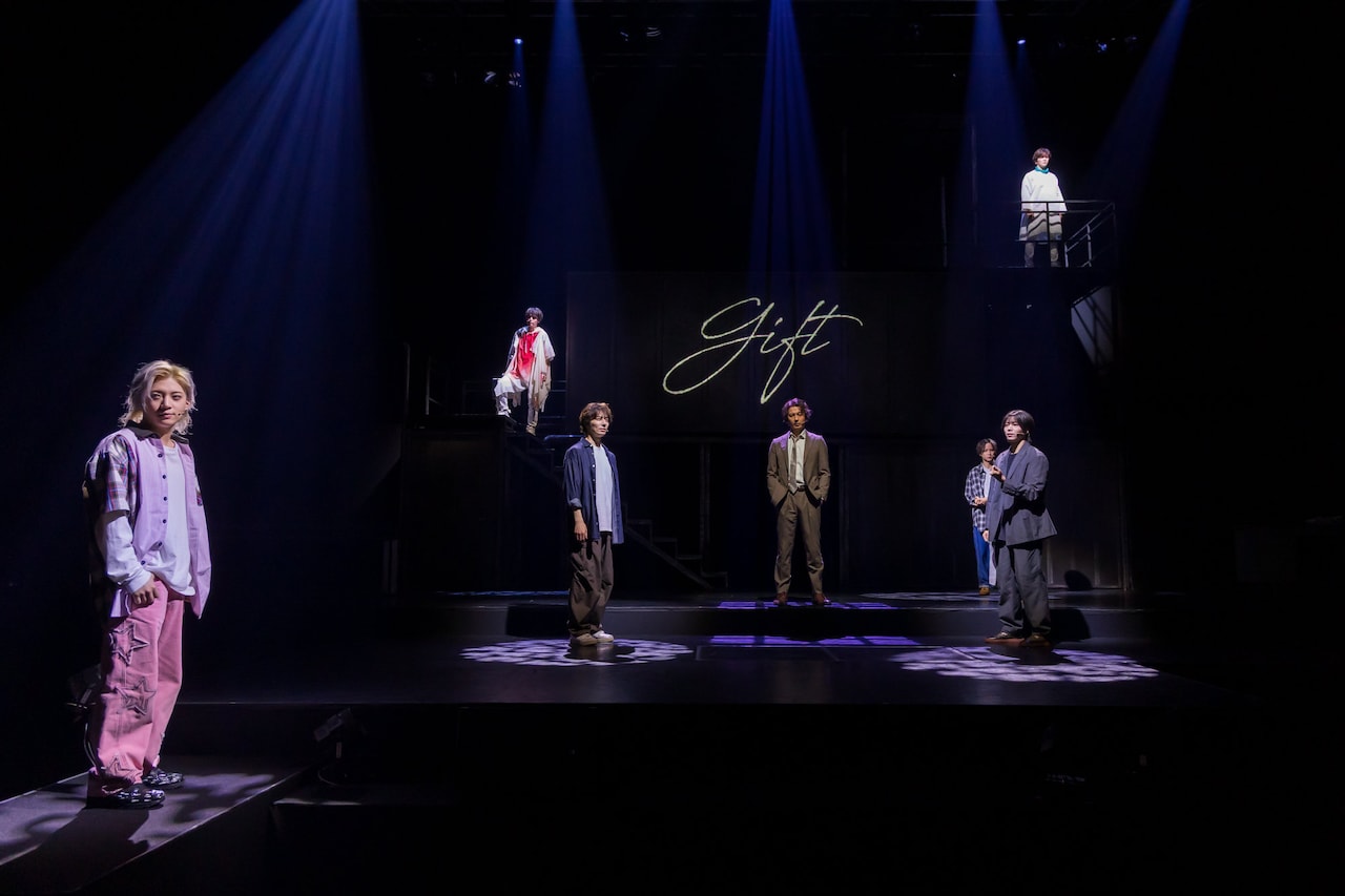 舞台「gift」より。