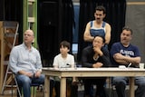 日米合作ブロードウェイミュージカル「フル・モンティ」の稽古の様子。（撮影：伊藤智美）