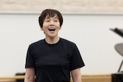 「NA・NI・MO・NO」稽古場より大竹しのぶのコメント到着「“すぐそこ”に存在する“何者”かを堪能して」
