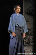 舞台「てらこや青義堂 師匠、走る」より。