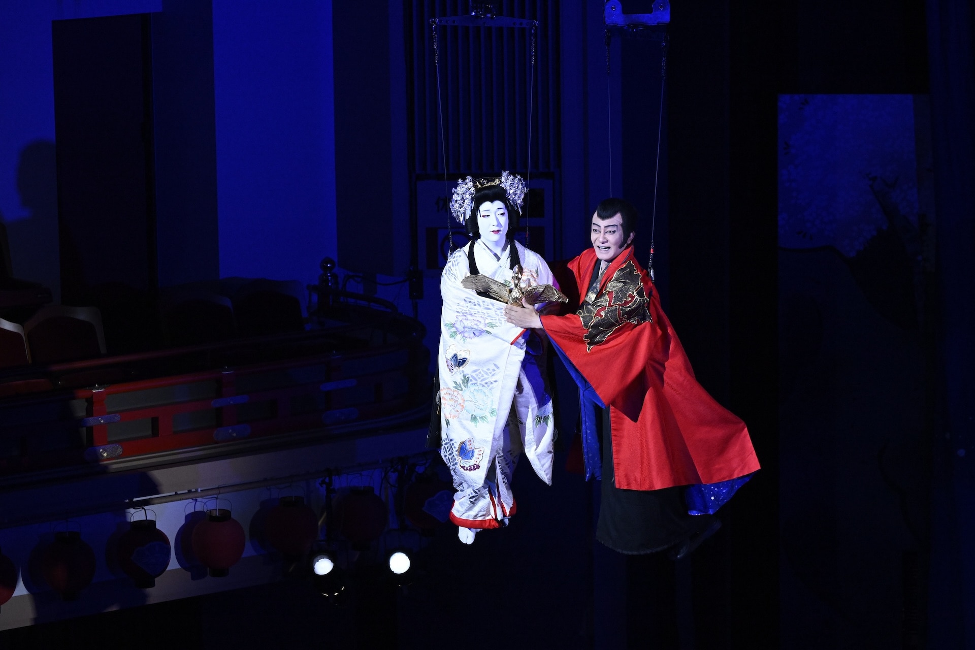 「流白浪燦星 碧翠の麗城」京都で本日開幕、中村米吉「私は今月で宙乗り100回目」