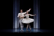 「SWAN－Ballet cross Reading－」より。（撮影：奥田祥智）