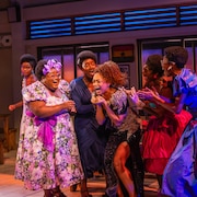 【BROADWAY THIS WEEK】ガーナ舞台の学園コメディ「スクール・ガールズ」が10年越しにオンブロードウェイ登場