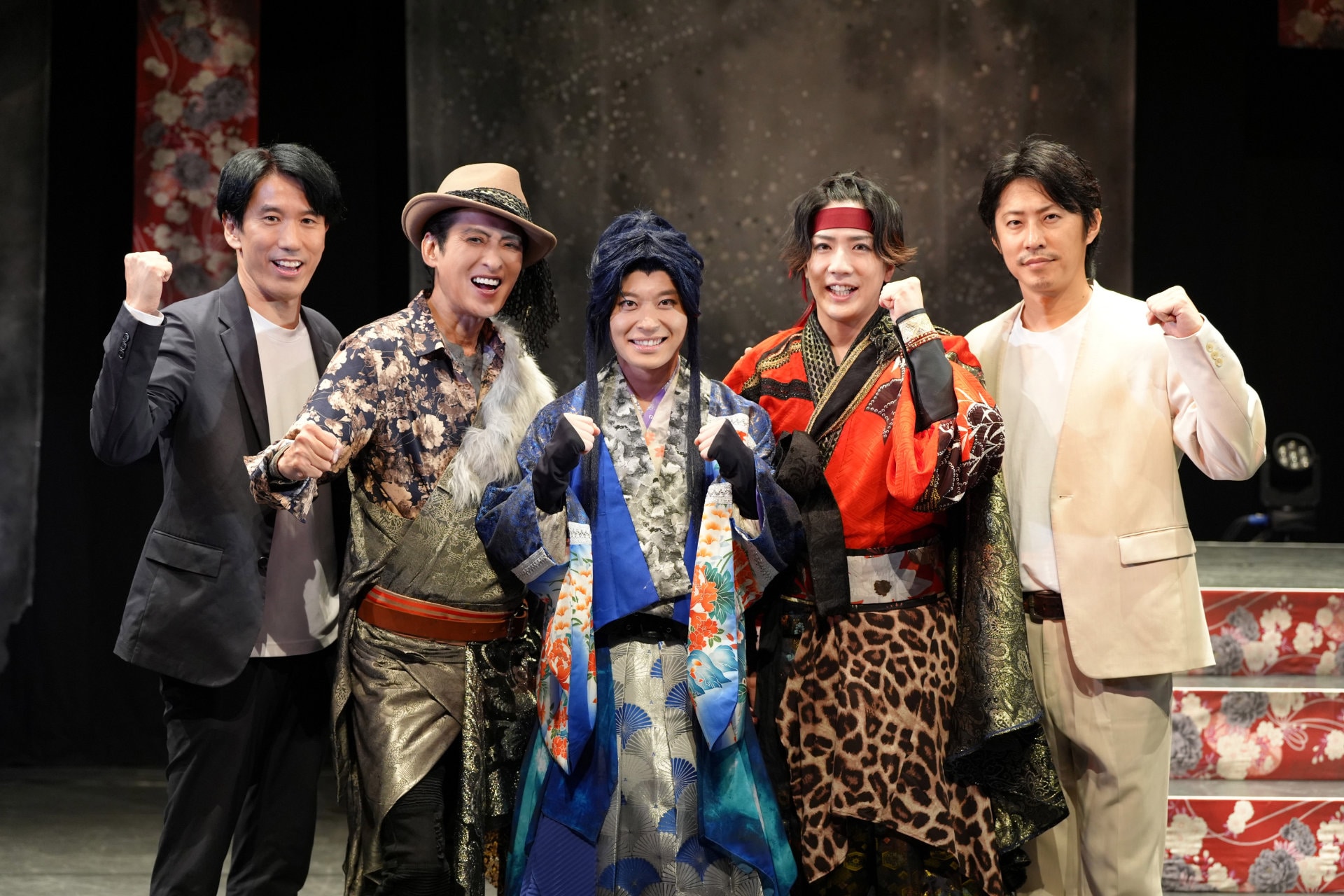栗山民也演出、藤原竜也＆山本裕典「鱈々」がDVDに - ステージナタリー