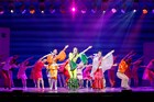 劇団四季「マンマ・ミーア！」広島公演開幕、岡村美南「作品のパワーをお届けできるように」