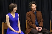 左から森田望智、藤原竜也。（Photo by John Kelly）