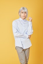 鐘ヶ江洸扮する吉良凰香。