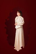 小原好美のキャストビジュアル。