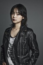 パルコ・プロデュース2024「Touching the Void タッチング・ザ・ヴォイド～虚空に触れて～」古川琴音ビジュアル