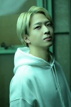 寺西拓人のビジュアル。