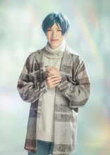 白石康介扮する竺川葵士。