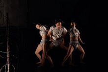 「黙れ、子宮」（英題：「Shut Up Womb」）2021年公演より。(c)KNCDC