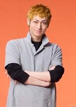 上山航平扮する滝ノ上祐輔。