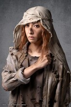 田口涼扮する新巻鷹弘。