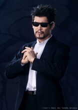 南誉士広扮する夜蛾正道。