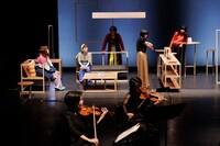 チェルフィッチュ×藤倉大 with 神戸市室内管弦楽団アンサンブル「リビングルームのメタモルフォーシス」