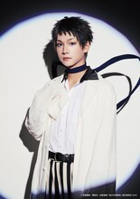 北川尚弥扮する指輪創作。