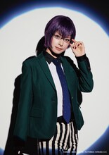 齋藤かなこ扮する瞳島眉美。