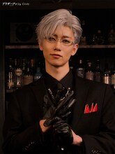 北村健人扮する斑鳩ヒジリ。