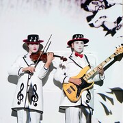 1927「ROOTS」より。