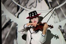 1927「ROOTS」より。