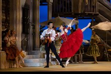 オーストラリア・バレエ団「ドン・キホーテ」より。（Photo by Rainee Lantry）