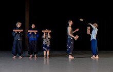 OrganWorks(Japan) × Nagelhus Schia Productions2(Norway) Exchange Program「51 / 49」より。（Photo:Tale Hendnes）