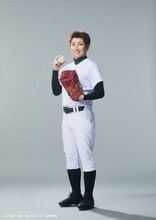 納谷健扮する山田太郎の練習着姿。