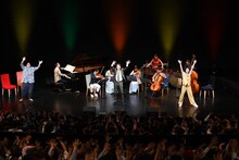 「はじめまして！」ビジュアル ©山田毅