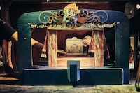 ハンダ・ゴテ・リサーチ＆ディベロップメント「第三の手」