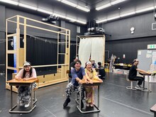 兵庫県立ピッコロ劇団ファミリー劇場「タラレバ幽霊とタカラの山」稽古の様子。