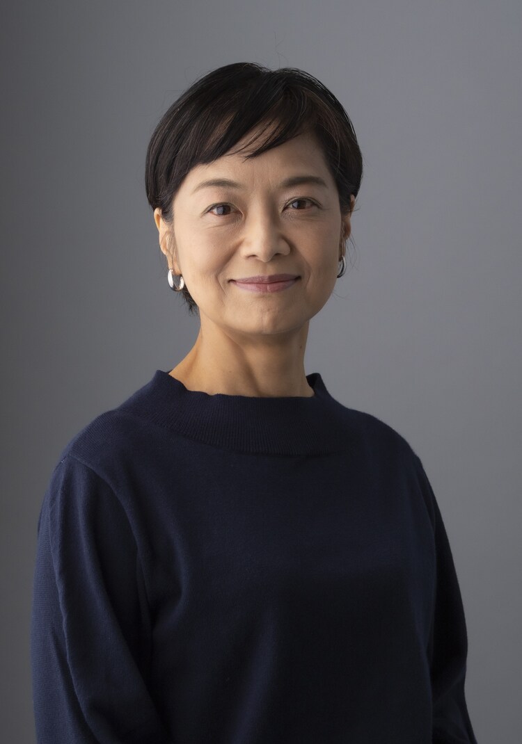 矢代朝子