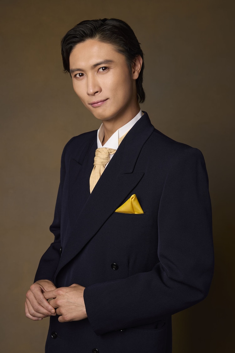 「ピグマリオン－PYGMALION－」より、フレディ・エインスフォードヒル役を演じる橋本良亮のソロビジュアル。