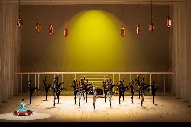 東京バレエ団「かぐや姫」過去公演より。（Photo by Shoko Matsuhashi）