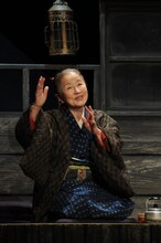 劇団民藝「泰山木の木の下で わたしたちの明日は」過去公演より。