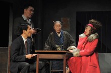 劇団民藝「泰山木の木の下で わたしたちの明日は」過去公演より。