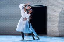 「マシュー・ボーンの『ロミオ＋ジュリエット』」リハーサルより。（Photo by Johan Persson）