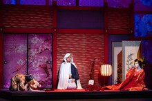 「ミュージカル『刀剣乱舞』和泉守兼定 堀川国広 山姥切国広 参騎出陣 ~八百八町膝栗毛~」より。